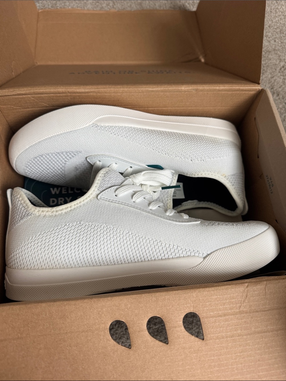 NEW Vessi Weekend Sneaker Womens Size 8 Waterproof Shoes Marble White Mens 7
